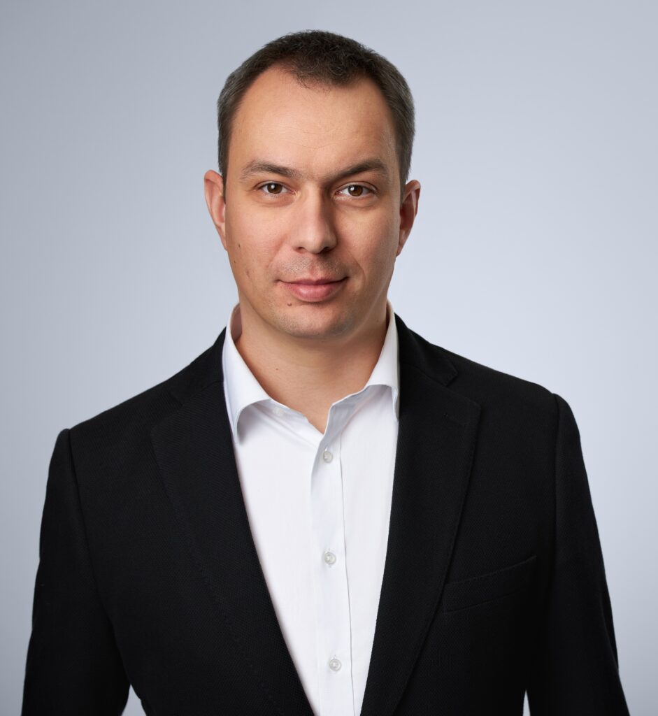 sebastian-ciosek-netilo